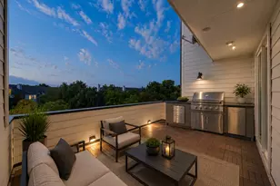 381 E Greenbriar Ln, Dallas, TX 75203 - Photo 36
