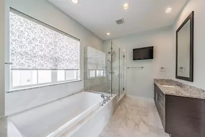 381 E Greenbriar Lane #804, Dallas, TX 75203 - Photo 28