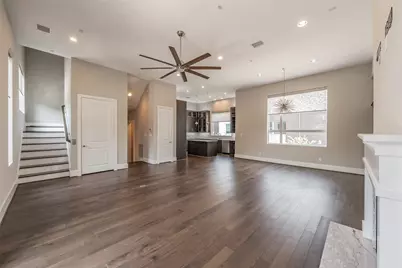 381 E Greenbriar Lane #804, Dallas, TX 75203 - Photo 18