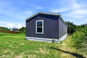4318 Montana Trail, Granbury, TX 76048 - Photo 6