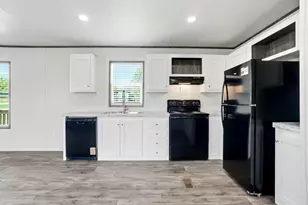 4318 Montana Trail, Granbury, TX 76048 - Photo 28