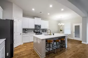 329 Strait Ln, Waxahachie, TX 75165 - Photo 8