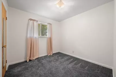 303 Bayless Drive, Euless, TX 76040 - Photo 18
