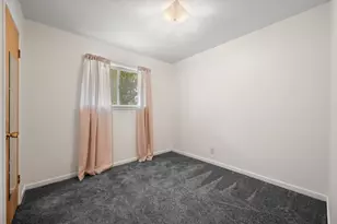 303 Bayless Dr, Euless, TX 76040 - Photo 18