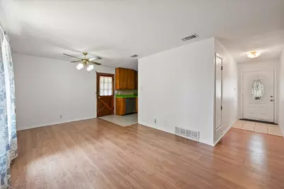 303 Bayless Drive, Euless, TX 76040 - Photo 6