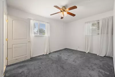 303 Bayless Drive, Euless, TX 76040 - Photo 16