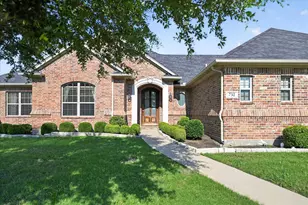 732 Forest Creek, DeSoto, TX 75115 - Photo 1