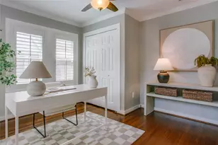 2745 Ivandell Ave, Dallas, TX 75211 - Photo 12