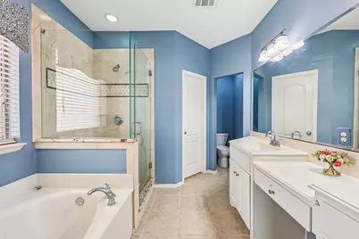 1910 Bentwood Court, Grapevine, TX 76051 - Photo 22
