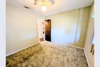 2100 N Rough Creek Court, Granbury, TX 76048 - Photo 28