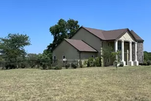 195 Whitworth Rd, Whitewright, TX 75491 - Photo 2