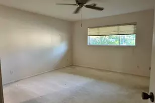 9035 Hendon Ln, Houston, TX 77036 - Photo 10
