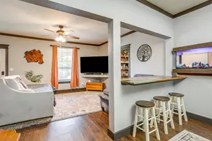 515 SW 13th St, Mineral Wells, TX 76067 - Photo 4