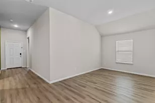 1137 Chandler Dr, Crowley, TX 76036 - Photo 2