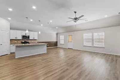 1137 Chandler Drive, Crowley, TX 76036 - Photo 8