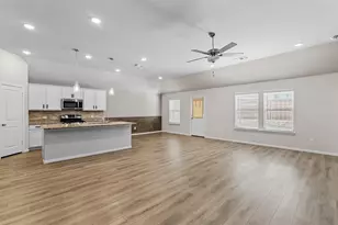 1137 Chandler Dr, Crowley, TX 76036 - Photo 8