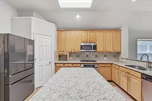13875 Valley Mills Dr, Frisco, TX 75033 - Photo 10