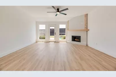 6614 Spartan Drive, Arlington, TX 76001 - Photo 14