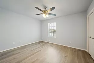 2229 Seville Ct, Dalworthington Gardens, TX 76013 - Photo 16
