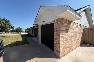 605 Ranch Rd, Granbury, TX 76049 - Photo 2