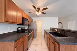 825 Village Point Ln, Fort Worth, TX 76108 - Photo 2