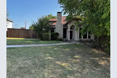 1365 W Branch Hollow Drive, Carrollton, TX 75007 - Photo 2