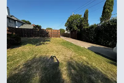 1365 W Branch Hollow Drive, Carrollton, TX 75007 - Photo 24