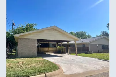 2110 SE 25th Avenue, Mineral Wells, TX 76067 - Photo 4