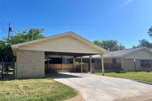 2110 SE 25th Ave, Mineral Wells, TX 76067 - Photo 4