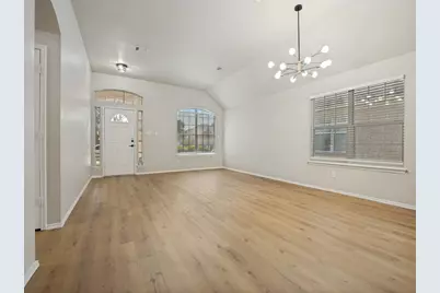 5051 Showdown Lane, Grand Prairie, TX 75052 - Photo 2