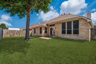 5051 Showdown Ln, Grand Prairie, TX 75052 - Photo 12