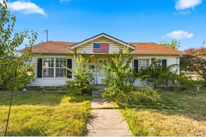 3840 Parrish Street, Bellmead, TX 76705 - Photo 1