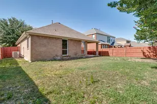 3255 Serpis, Grand Prairie, TX 75054 - Photo 22