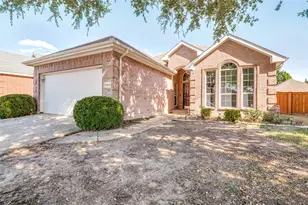 3255 Serpis, Grand Prairie, TX 75054 - Photo 2