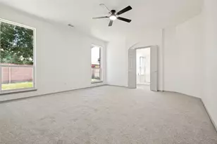 3255 Serpis, Grand Prairie, TX 75054 - Photo 18