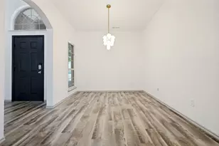 3255 Serpis, Grand Prairie, TX 75054 - Photo 2
