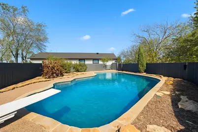 3873 Lois Road E, Sanger, TX 76266 - Photo 2