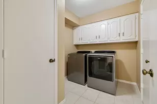 3020 Stonehenge Ln, Carrollton, TX 75006 - Photo 26
