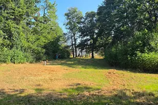 2726 W Washington St, Denison, TX 75020 - Photo 18