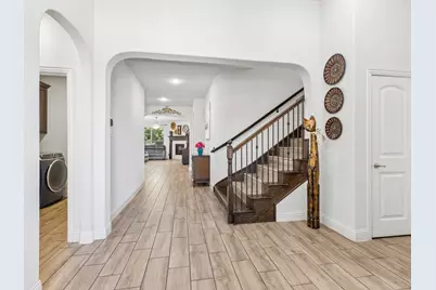 985 E Villas Court, Lewisville, TX 75067 - Photo 2