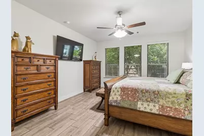 985 E Villas Court, Lewisville, TX 75067 - Photo 24