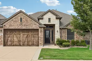 985 E Villas Ct, Lewisville, TX 75067 - Photo 1