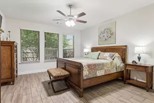 985 E Villas Ct, Lewisville, TX 75067 - Photo 20