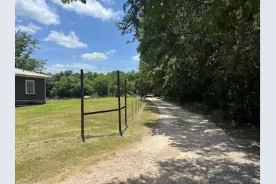 8345 County Road 205, Grandview, TX 76050 - Photo 34