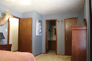 310 S Santa Fe St, Wolfe City, TX 75496 - Photo 8