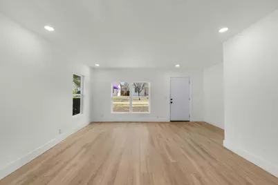 3024 James Avenue, Fort Worth, TX 76110 - Photo 4