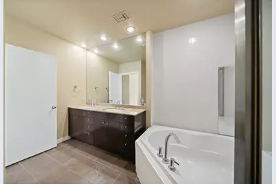 2323 N Houston Street #310, Dallas, TX 75219 - Photo 30