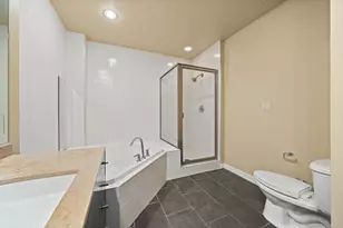 2323 N Houston St, Dallas, TX 75219 - Photo 22
