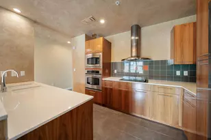 2323 N Houston St, Dallas, TX 75219 - Photo 16