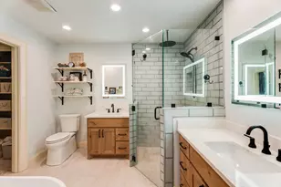 5623 Thunderbird Ct, Granbury, TX 76049 - Photo 20